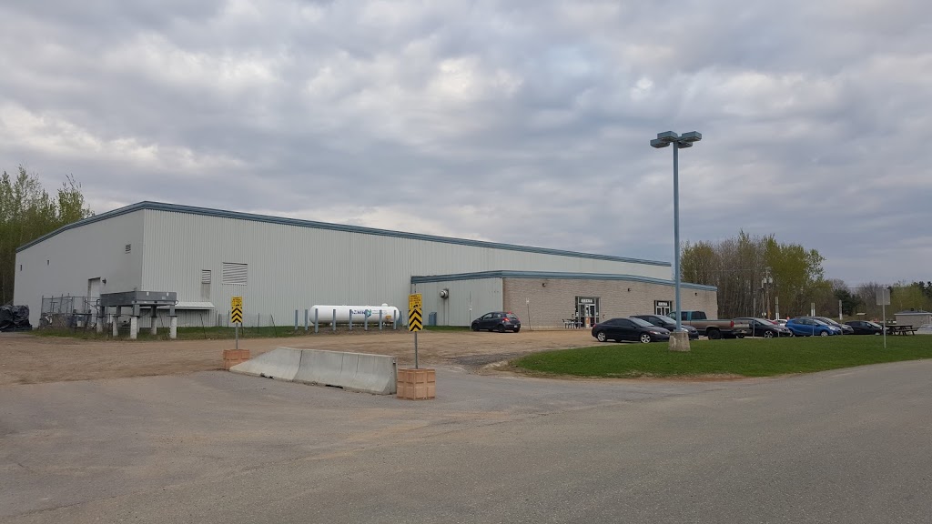Arena St-Boniface | 180 Rue Langevin, Saint-Boniface, QC G0X 2L0, Canada | Phone: (819) 535-1416