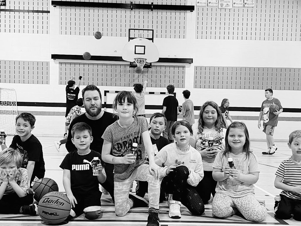 Académie basket Premiers pas | 12 Rue Chapelain, Saint-Lin - Laurentides, QC J5M 1N8, Canada | Phone: (450) 560-8858