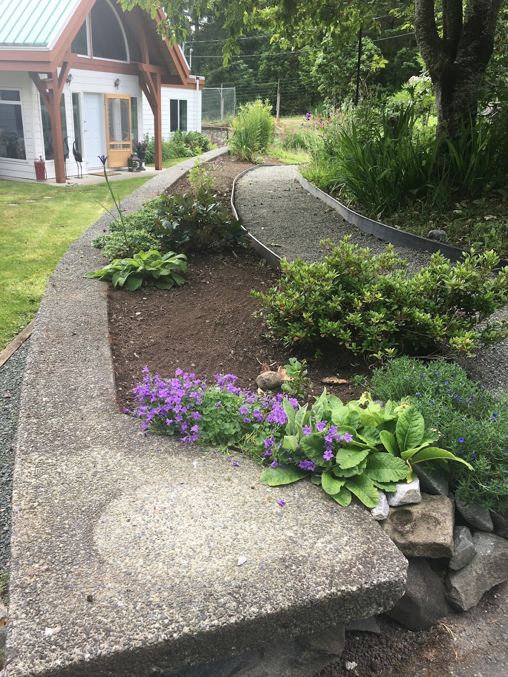 A Cut Above Landscaping | 6715 Somenos Rd, Duncan, BC V9L 5Z3, Canada | Phone: (250) 746-9744