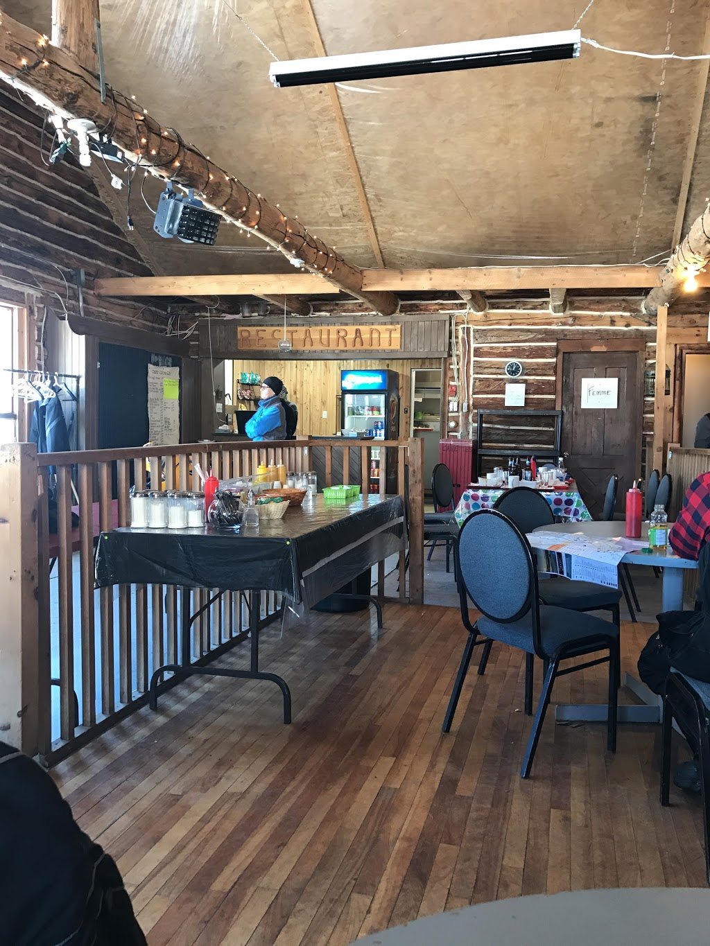 Grenier (Le) | 49 Rue de la Forêt, Notre-Dame-des-Monts, QC G0T 1L0, Canada | Phone: (418) 439-4227