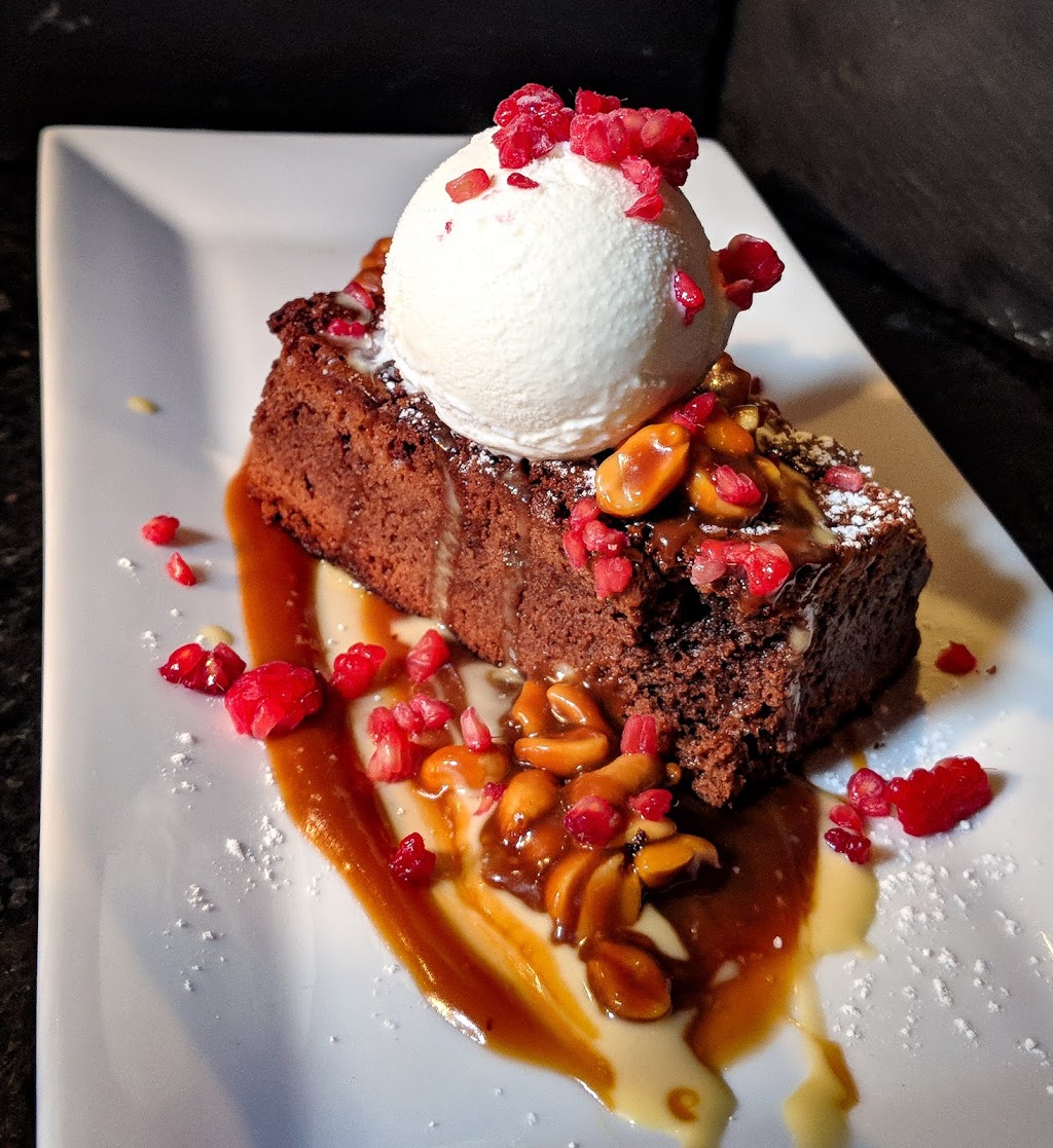 Mirelas Restaurant | 245 QC-132, Kahnawake, QC J0L 1B0, Canada | Phone: (450) 635-9765