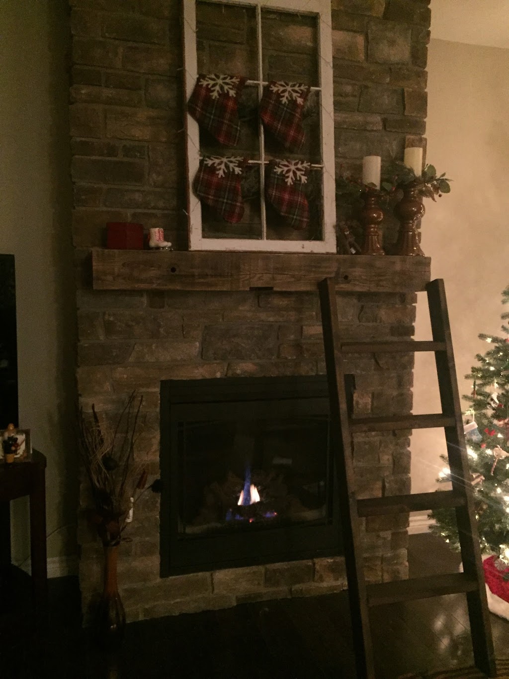Fire or Ice Fireplace, Furnace & BBQ Store | 2918 ON-35, Lindsay, ON K9V 4R4, Canada | Phone: (705) 878-4074