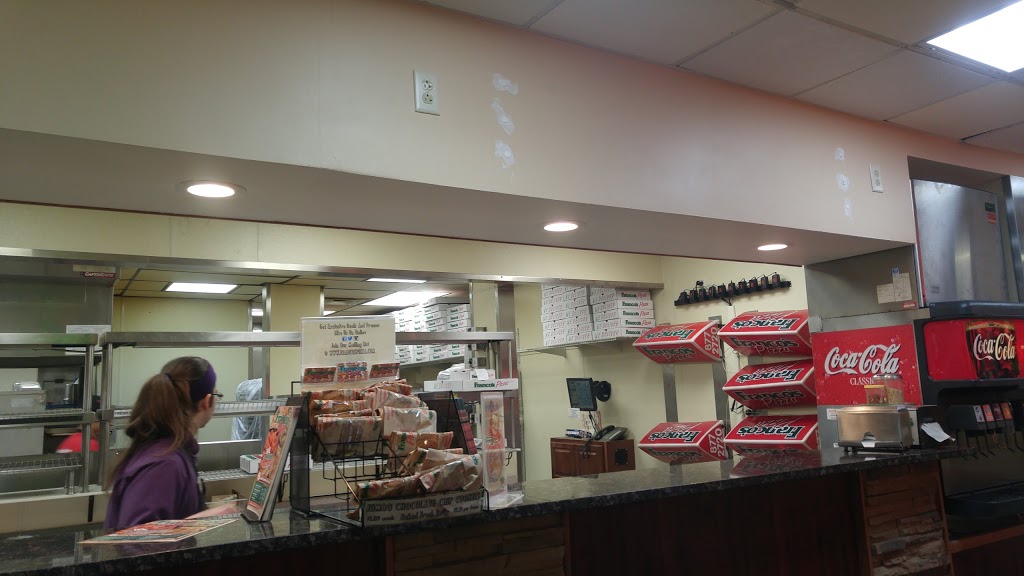 Francos Pizza | 1153 Kenmore Ave, Buffalo, NY 14217, USA | Phone: (716) 877-2720