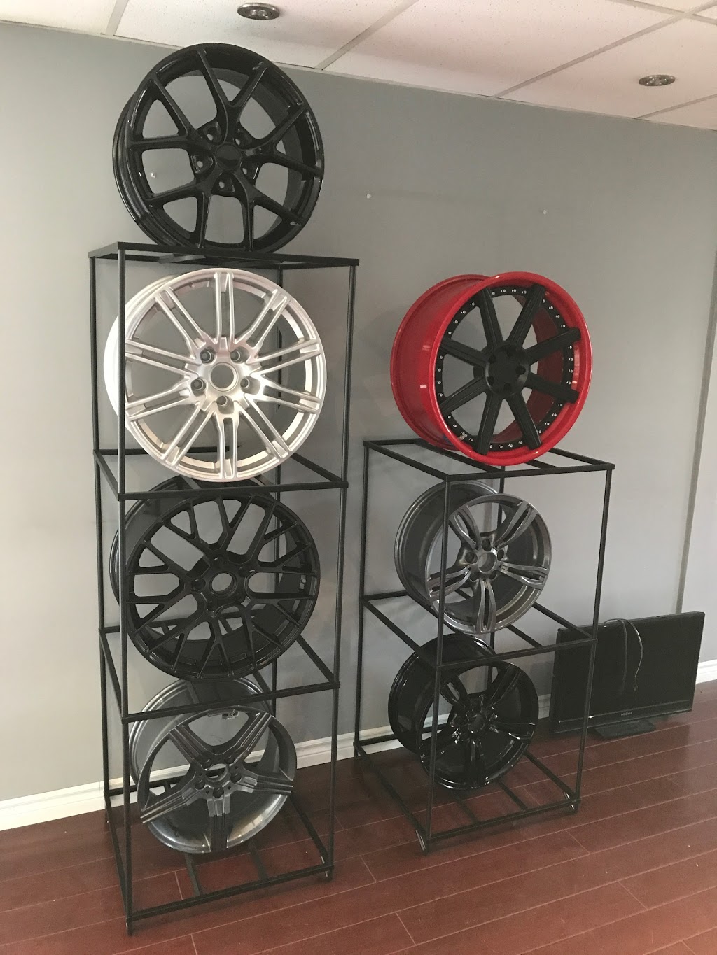 EZ AUTO | 7 Harlech Ct Unit 2, Thornhill, ON L3T 6L5, Canada | Phone: (905) 709-9969