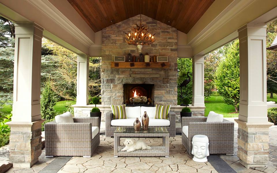 InsideOut Patio Furniture Burlington | 1515 N Service Rd, Burlington, ON L7P 0A2, Canada | Phone: (905) 681-7173