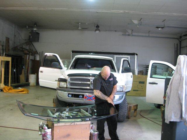 Abstract Auto & Window Glass | 32210 Lougheed Hwy, Mission, BC V2V 1A4, Canada | Phone: (604) 826-6094