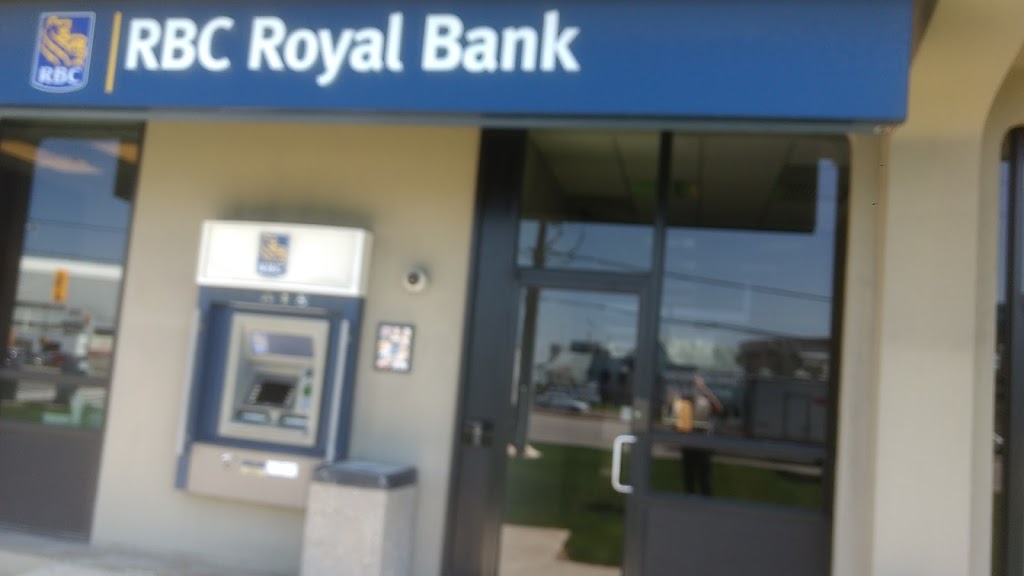 RBC Royal Bank | 6205 Airport Rd, Mississauga, ON L4V 1E1, Canada | Phone: (905) 671-6262