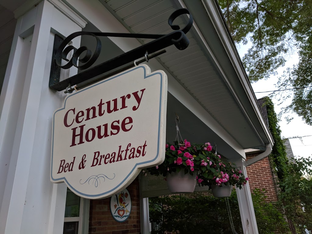 Century House B & B | 155 Dill St, Bracebridge, ON P1L 1E5, Canada | Phone: (705) 645-9903