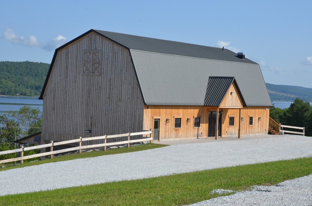 Bates Barn | 918 Route 850,, Long Point, NB E5N 7W7, Canada | Phone: (506) 647-6781