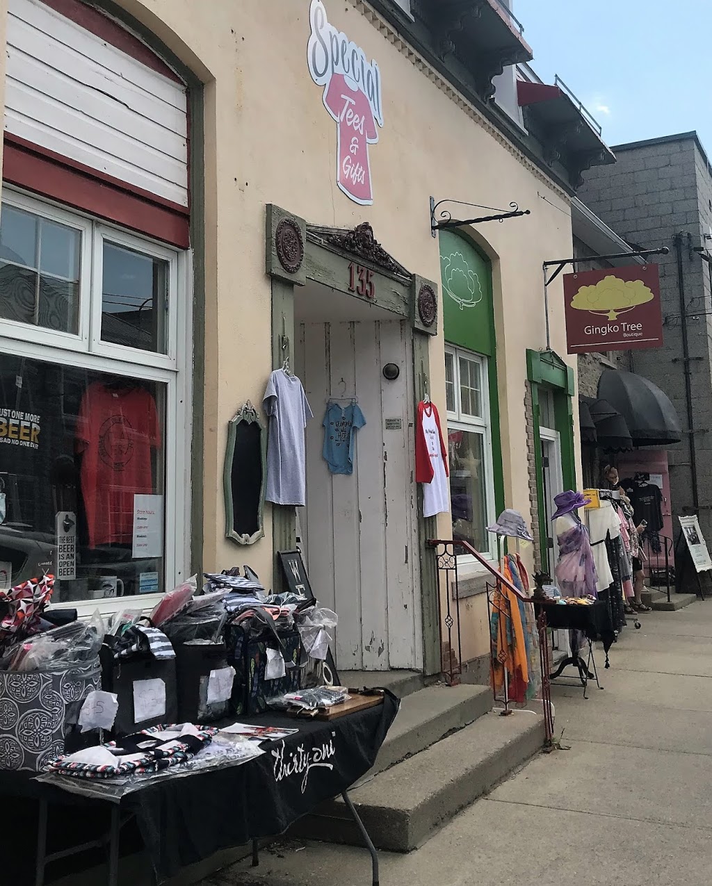 Gingko Tree | 141 St Lawrence St, Merrickville, ON K0G 1N0, Canada | Phone: (613) 867-0588