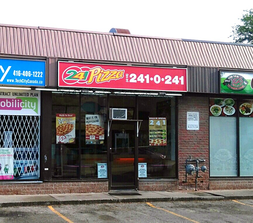 241 Pizza | 1016 Gerrard St E, Toronto, ON M4M 1Z3, Canada | Phone: (416) 241-0241