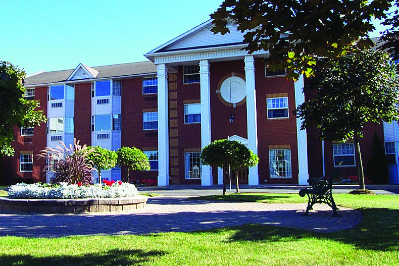 Revera Lundy Manor | 7860 Lundys Ln, Niagara Falls, ON L2H 1H1, Canada | Phone: (905) 356-1511