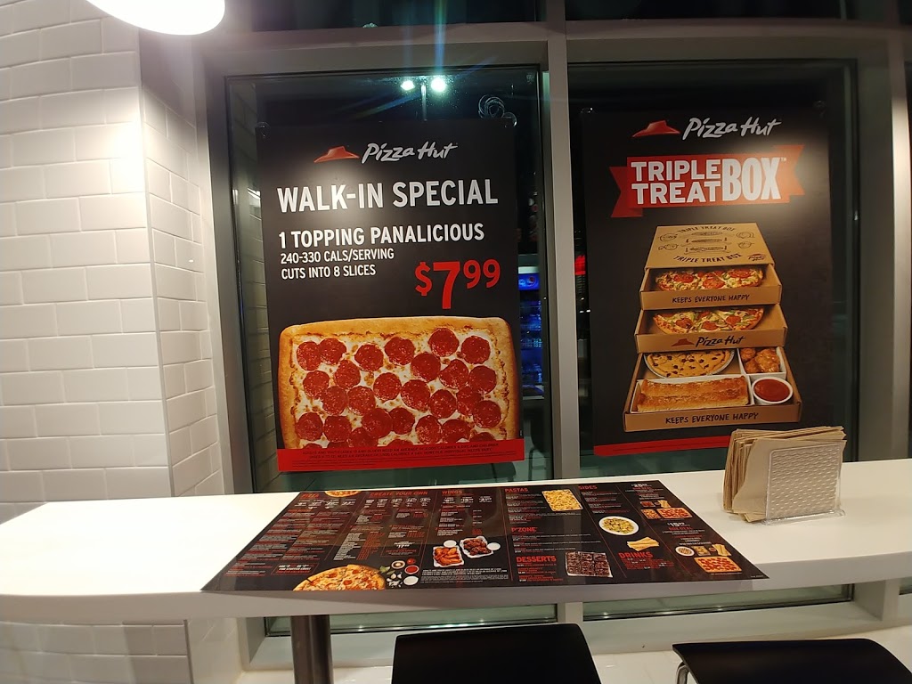 Pizza Hut | 3247 Appleby Line Unit 10, Burlington, ON L7M 0V7, Canada | Phone: (905) 319-0900