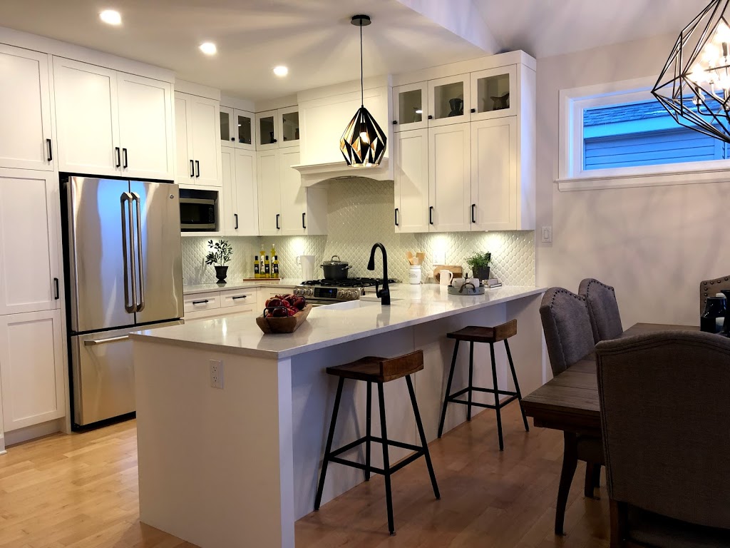 eQuinelle Presentation Centre - eQ Homes | 74 Equinelle Dr, Kemptville, ON K0G 1J0, Canada | Phone: (613) 258-6488