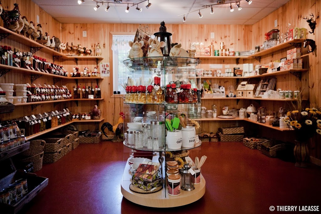 Érablière lAutre Versan | 350 4e Rang, Sainte-Hélène-de-Bagot, QC J0H 1M0, Canada | Phone: (450) 791-2616