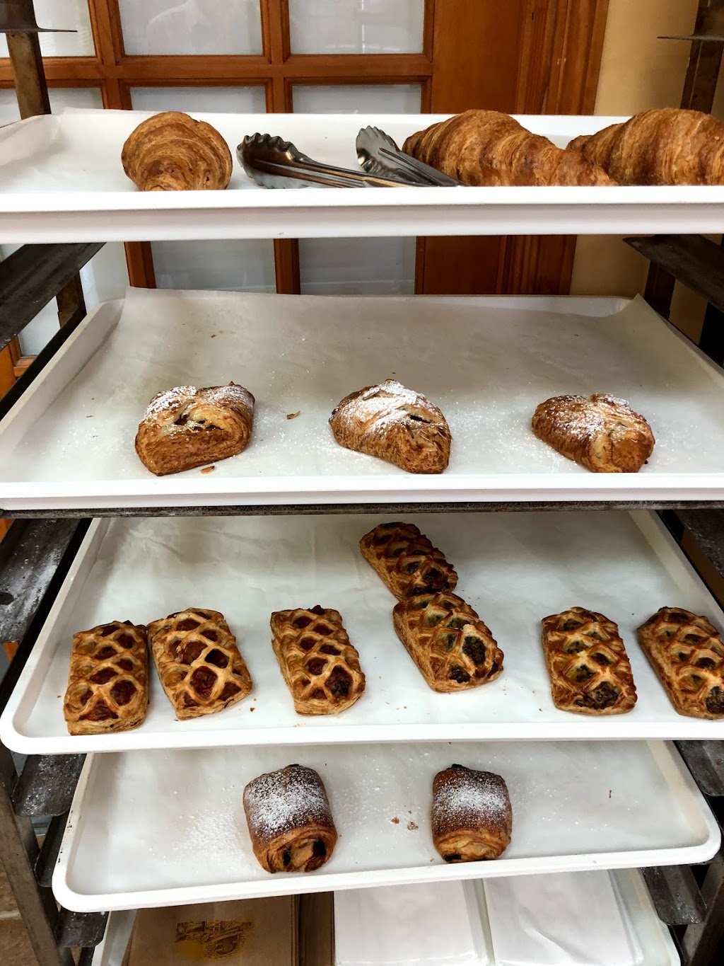 Garni Bakery | 451 McNicoll Ave, North York, ON M2H 2C9, Canada | Phone: (416) 499-2424