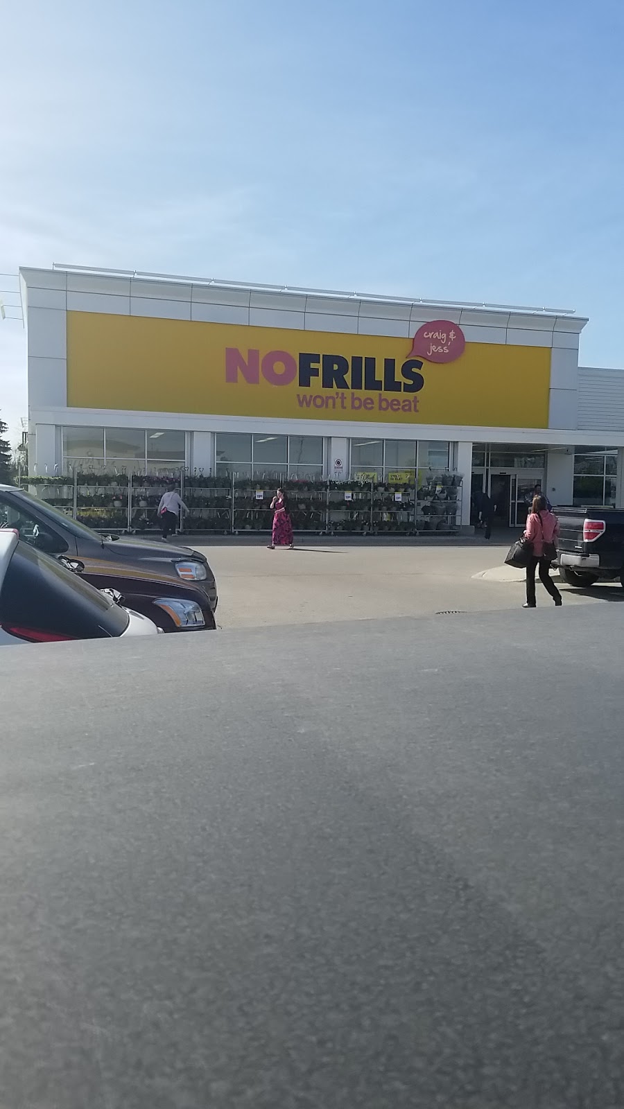 Craig & Jess No Frills | 618 Huron St, Stratford, ON N5A 6S6, Canada | Phone: (866) 987-6453