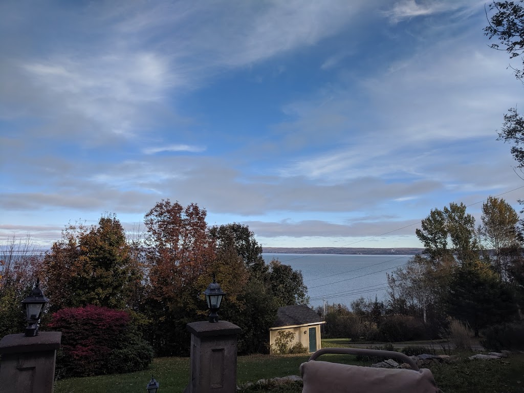 Ocean Hillside Bed & Breakfast | 24 Annavista Heights, Digby, NS B0V 1A0, Canada | Phone: (902) 245-5932