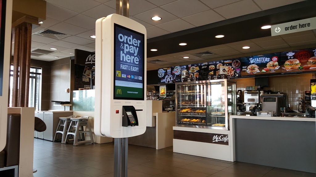 McDonalds | 569 Main St W, Port Colborne, ON L3K 3W8, Canada | Phone: (905) 834-9644