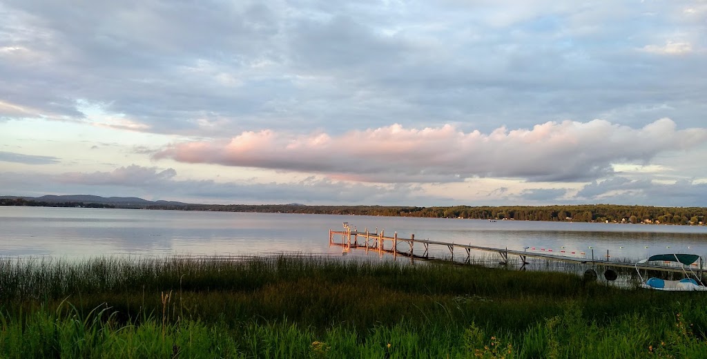 Chalet Stella Maris | 1054 Chem. du Pont Blanc, Beaulac-Garthby, QC G0Y 1B0, Canada | Phone: (877) 526-6879