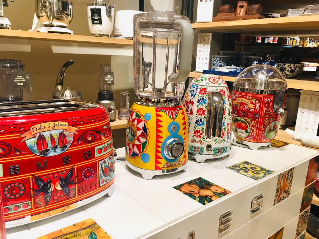 Williams-Sonoma | 3401 Dufferin St, North York, ON M6A 2T9, Canada | Phone: (416) 789-1904