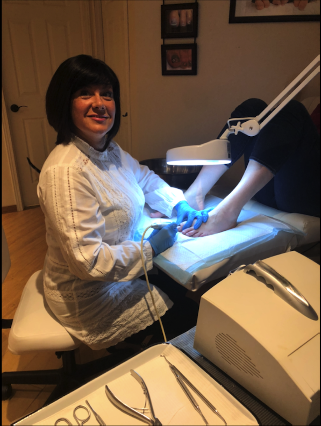 Annie Lecourtois Infirmière en Soins de Pieds - Repentigny | 32 Rue Rochefort, Repentigny, QC J5Y 3C2, Canada | Phone: (514) 892-7219