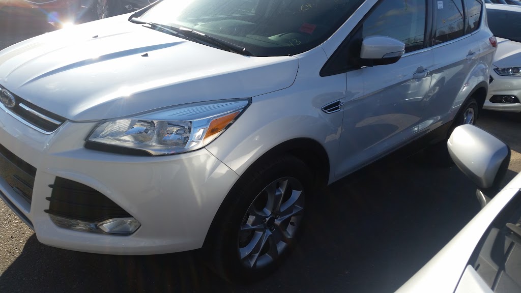 Quick Auto Lease | 823 Regent Ave W, Winnipeg, MB R2C 3A7, Canada | Phone: (204) 224-0327