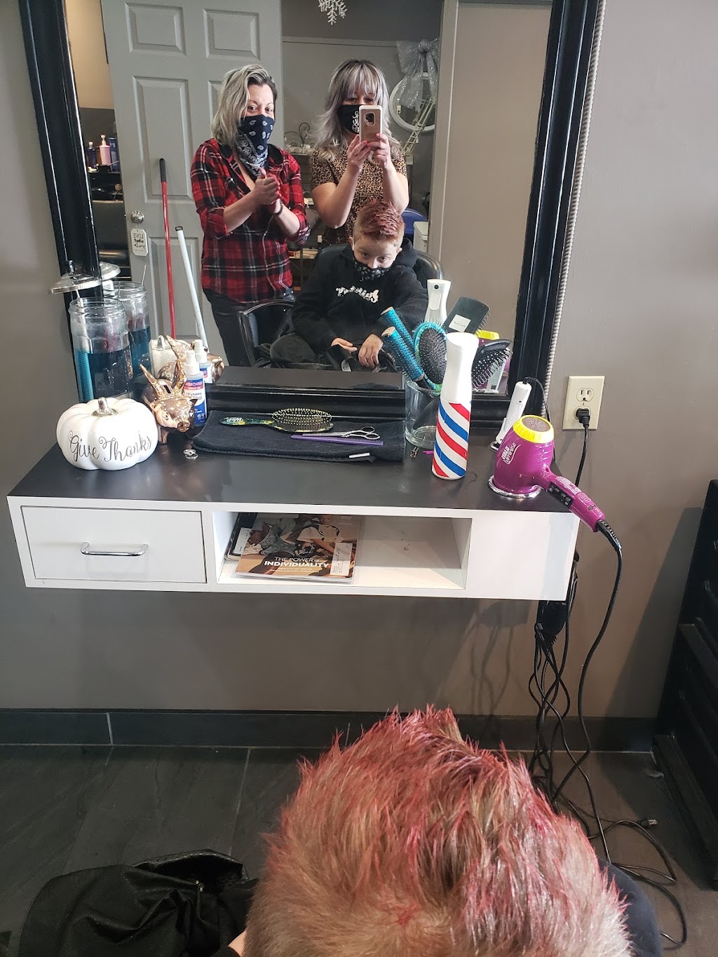 C Js Hair Care | 438 West Street N Unit 6, Orillia, ON L3V 5E8, Canada | Phone: (705) 325-2122