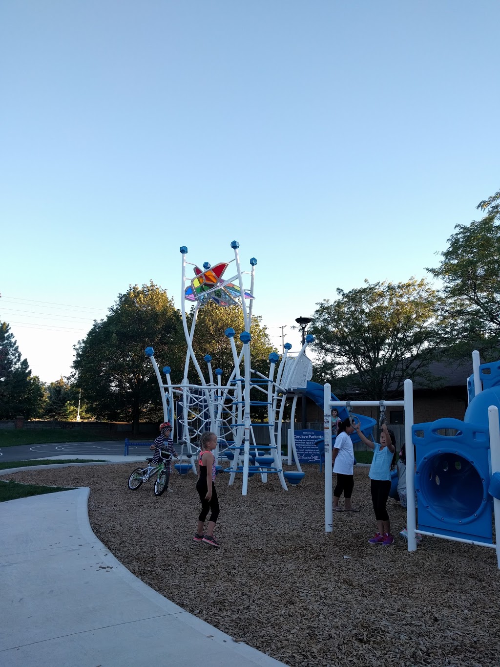 Cordave Parkette | Major Mackenzie Drive E and Don Head Village Blvd, Richmond Hill, ON L4C 8A3, Canada | Phone: (905) 771-2525