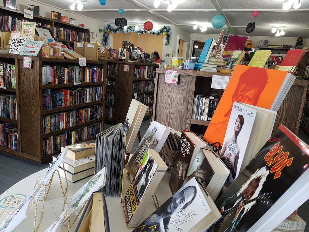 Twice Loved Books | 62 Metcalfe St, Elora, ON N0B 1S0, Canada | Phone: (226) 369-0189