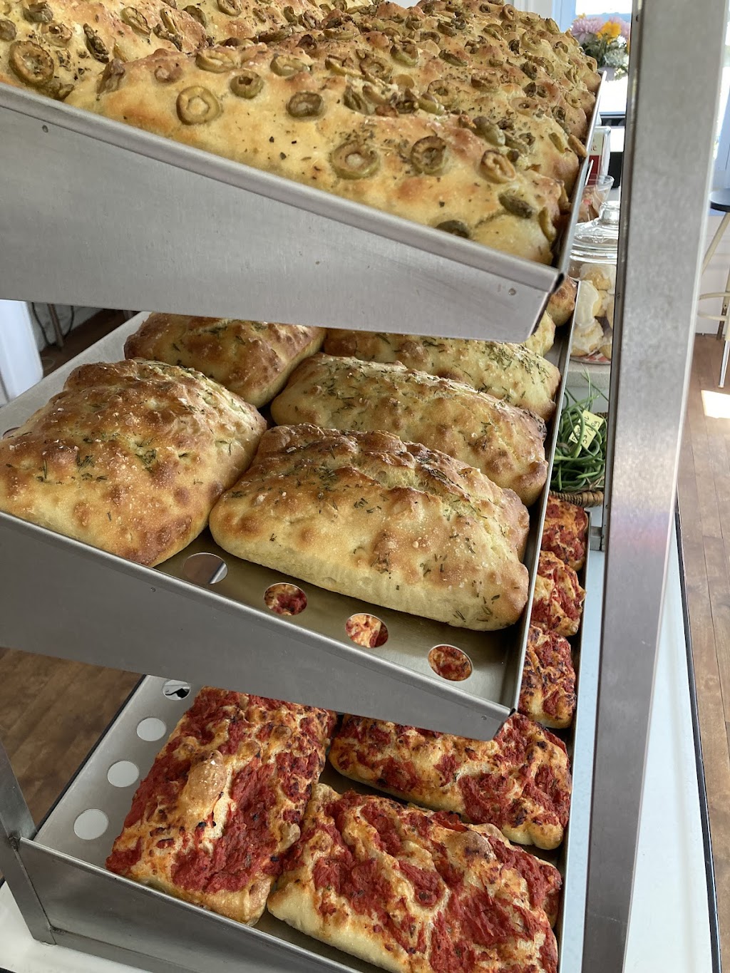 Épicerie Campobasso | 297 Rue Principale, Mansonville, QC J0E 1X0, Canada | Phone: (579) 531-8181