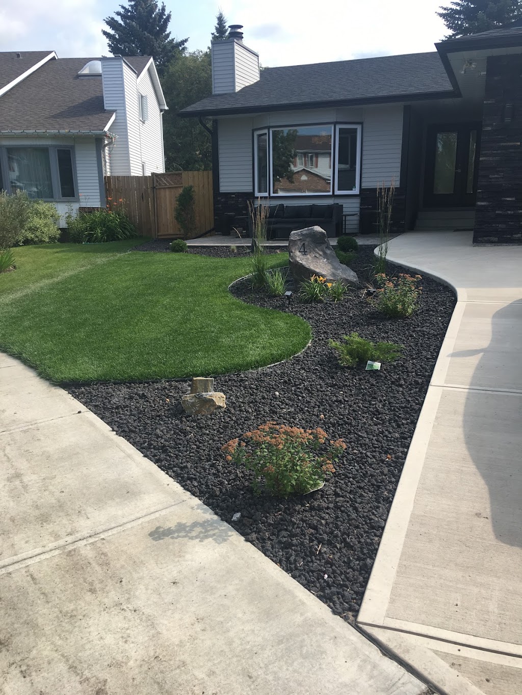 Donewell Property Svc | 3751 69 Ave NW, Edmonton, AB T6B 3G4, Canada | Phone: (780) 906-9495