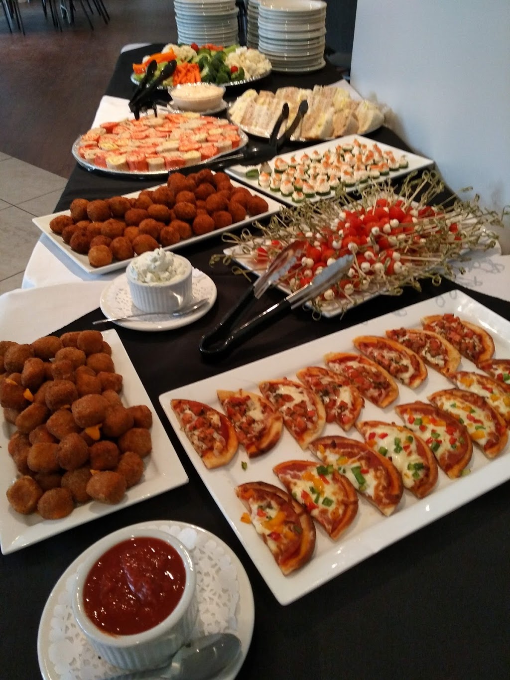Bistro Lherbe Longue | 225 Rue du Golf, Cowansville, QC J2K 3G6, Canada | Phone: (450) 263-3131 ext. 224