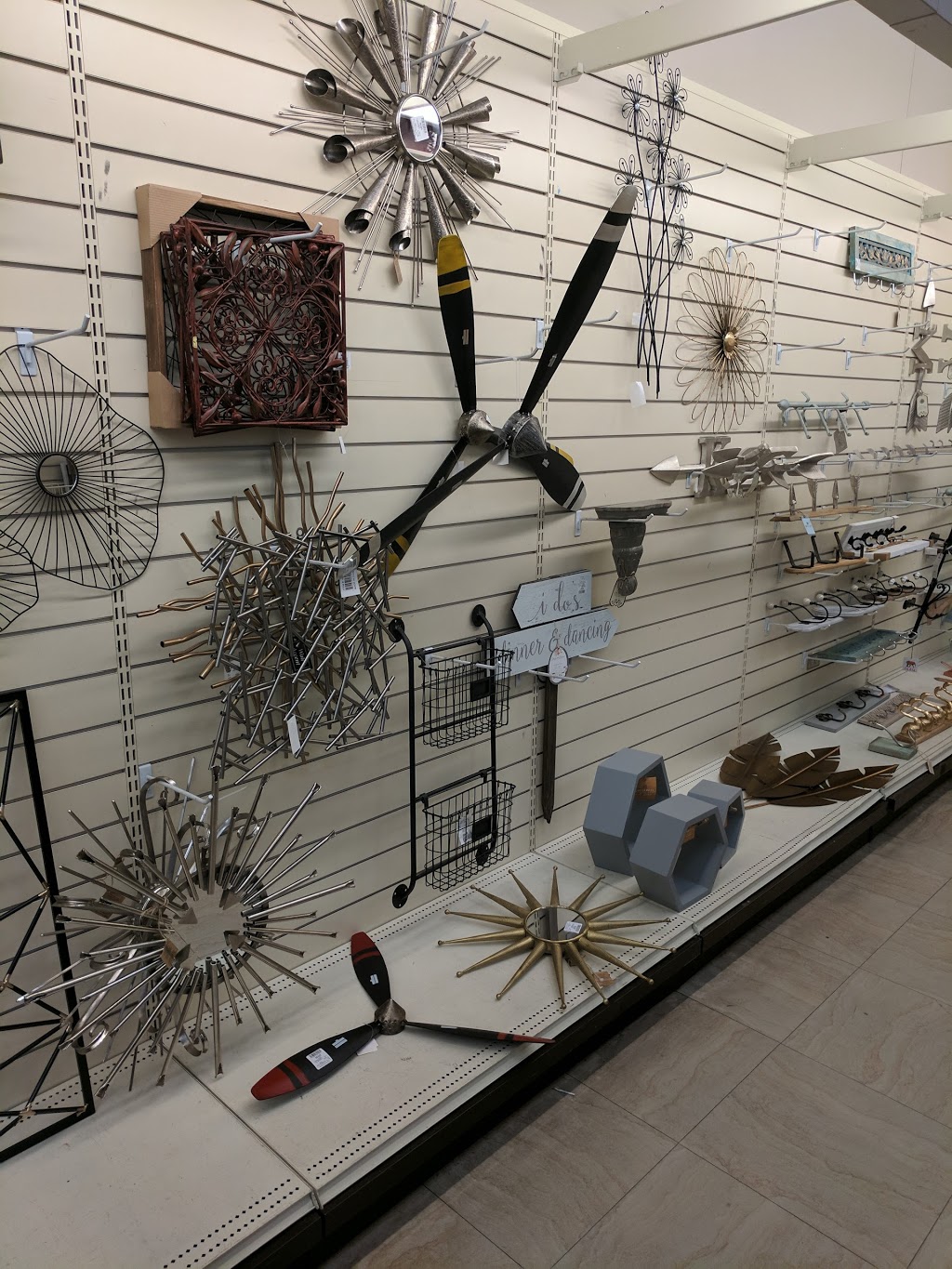 HomeSense | 4949 Canoe Pass Way Unit312, Tsawwassen, BC V4M 0B2, Canada | Phone: (604) 940-1553