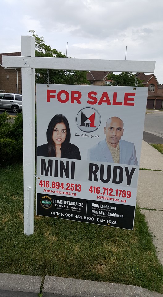 Mini Real Estate | 821 Bovaird Dr W, Brampton, ON L6X 0T9, Canada | Phone: (416) 894-2513
