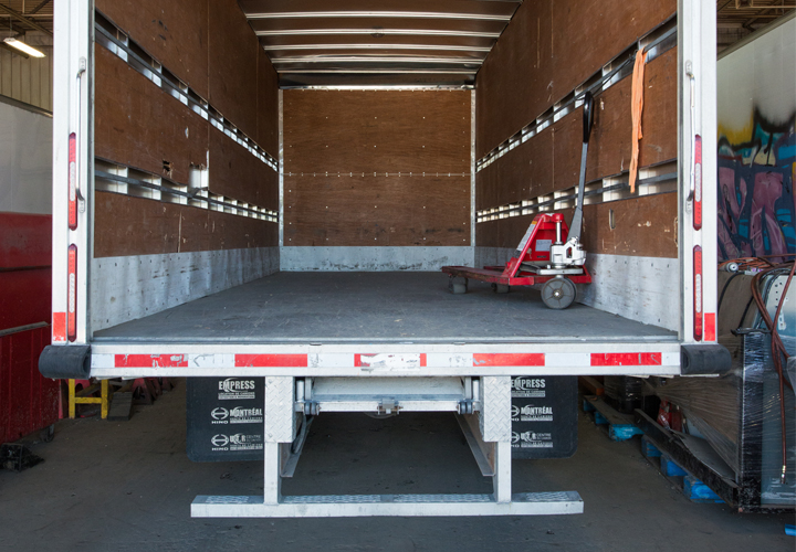 Empress Location de camions | 7700 Rue Saint-Patrick, LaSalle, QC H8N 1V1, Canada | Phone: (514) 483-4242