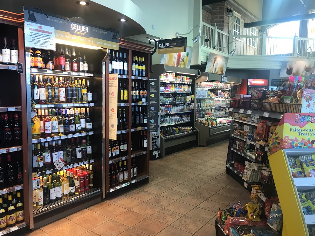 Dépanneur Boni-Soir | 550 Boulevard Arthur-Sauvé, Saint-Eustache, QC J7R 5A8, Canada | Phone: (450) 974-4198