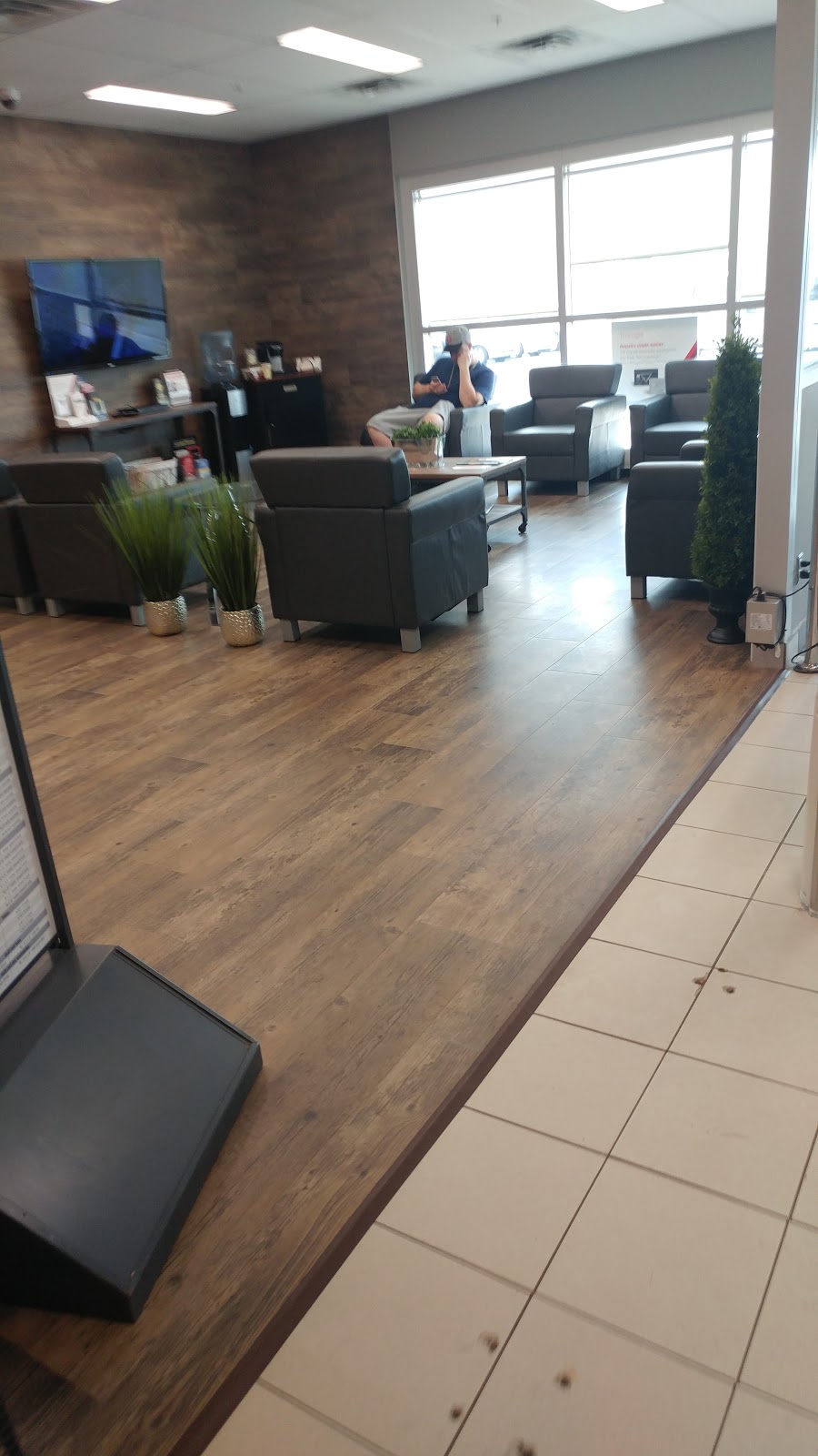 Canadian Tire - St. Thomas, ON | 1063 Talbot St #25, St Thomas, ON N5P 1G4, Canada | Phone: (519) 631-4910