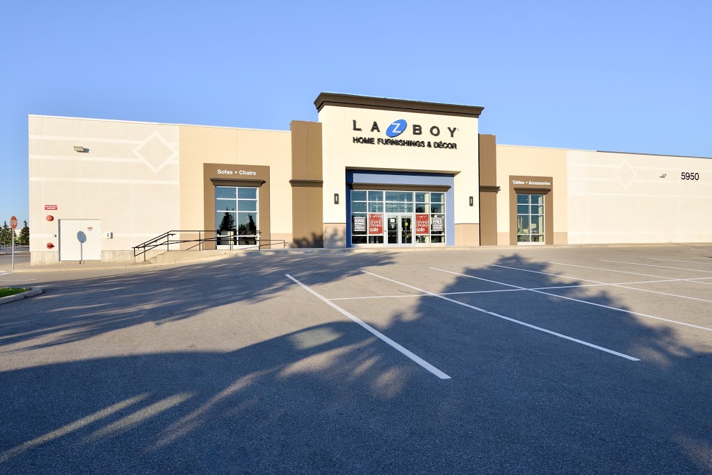 La-Z-Boy Home Furnishings & Décor | 5950 Rodeo Dr Unit #6, Mississauga, ON L5R 3V6, Canada | Phone: (905) 499-0799