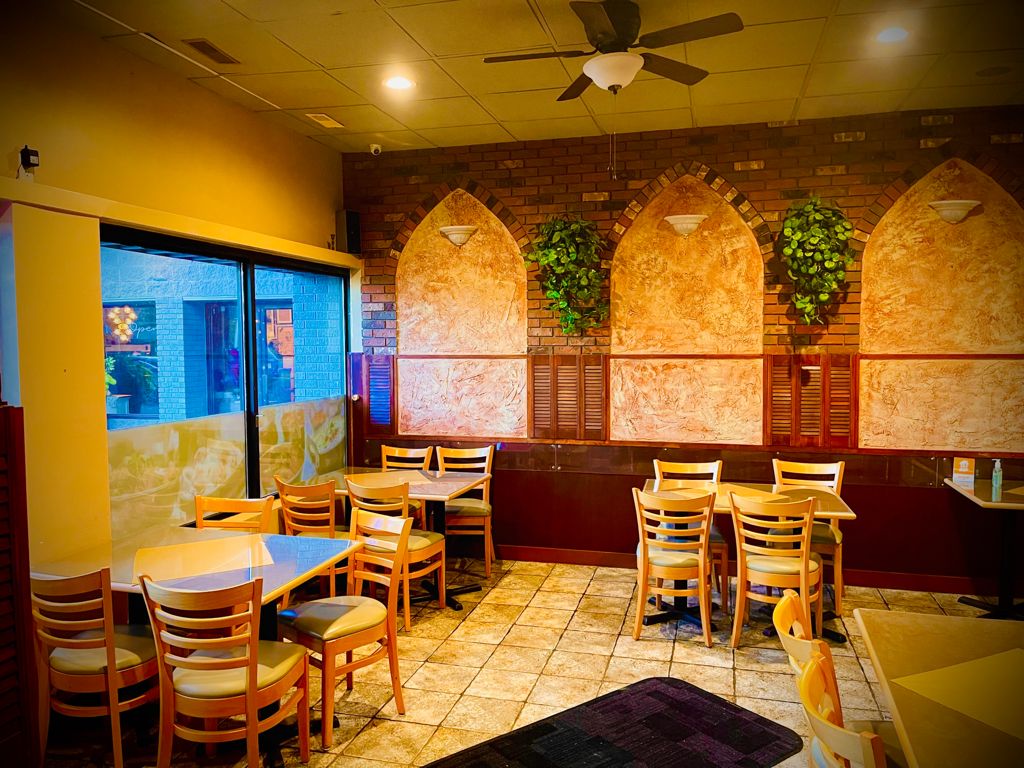 Haandi Indian Cuisine | 8607 48 Ave NW, Calgary, AB T3B 2B3, Canada | Phone: (403) 454-9040