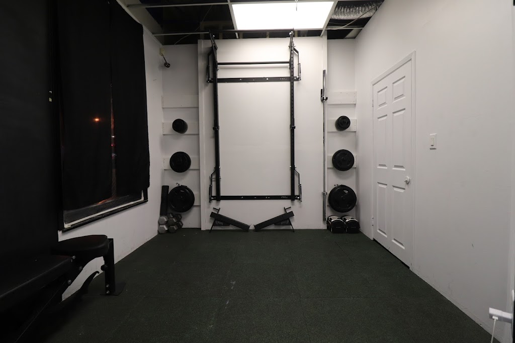 Relese The Beast Fitness | 1100 OConnor Dr Unit 5, East York, ON M4B 3L4, Canada | Phone: (647) 620-3050