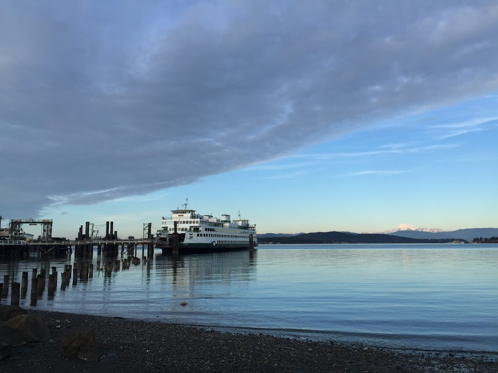 T Williams Realty | 365 N Beach Rd #101, Eastsound, WA 98245, USA | Phone: (360) 376-8374