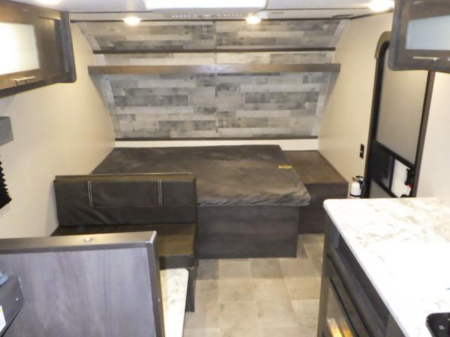 Michaels Dutchman 17B travel trailer | 972 Balbirnie Blvd, Port Moody, BC V3H 1E3, Canada | Phone: (604) 715-5887