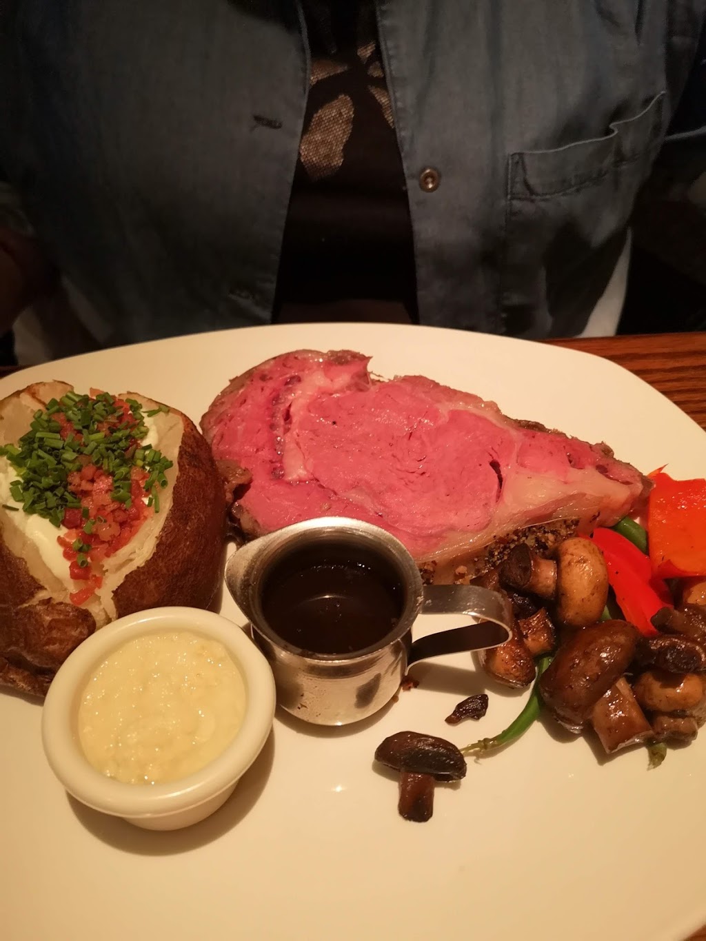 The Keg Steakhouse + Bar - Macleod Trail | 7104 Macleod Trail, Calgary, AB T2H 0L3, Canada | Phone: (403) 253-2534