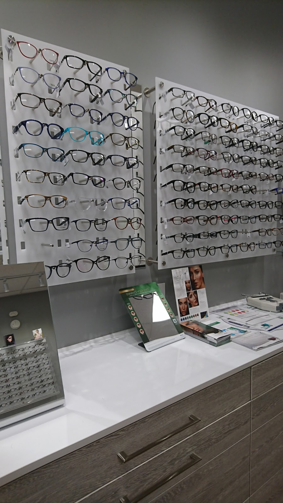 Eye On Optical | health | 1230 King St W, Toronto, ON M6K 1G4, Canada | 6473481393 OR +1 647-348-1393
