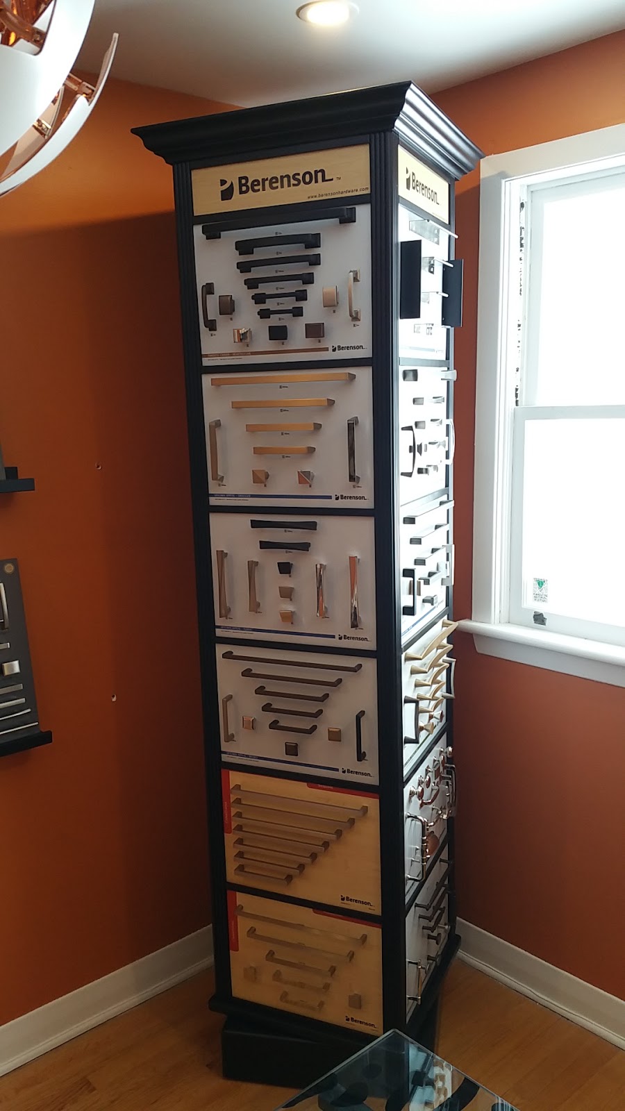 Urban Home Design and Custom Kitchens | 1473 Stittsville Main St, Stittsville, ON K2S 1A7, Canada | Phone: (613) 836-0985