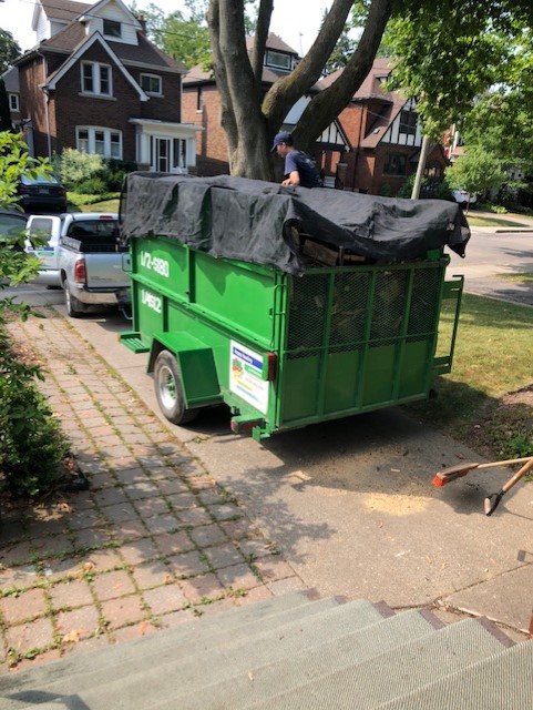 Happy Hauling Junk Removal | 4163 Merritt Rd, Beamsville, ON L0R 1B1, Canada | Phone: (905) 941-4285