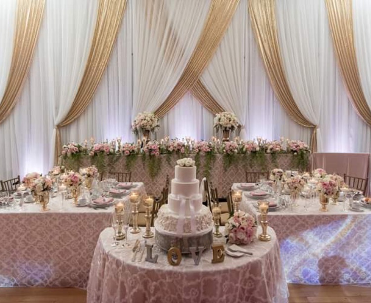 Mega City | 1821 Albion Rd, Etobicoke, ON M9W 5W8, Canada | Phone: (416) 253-6921