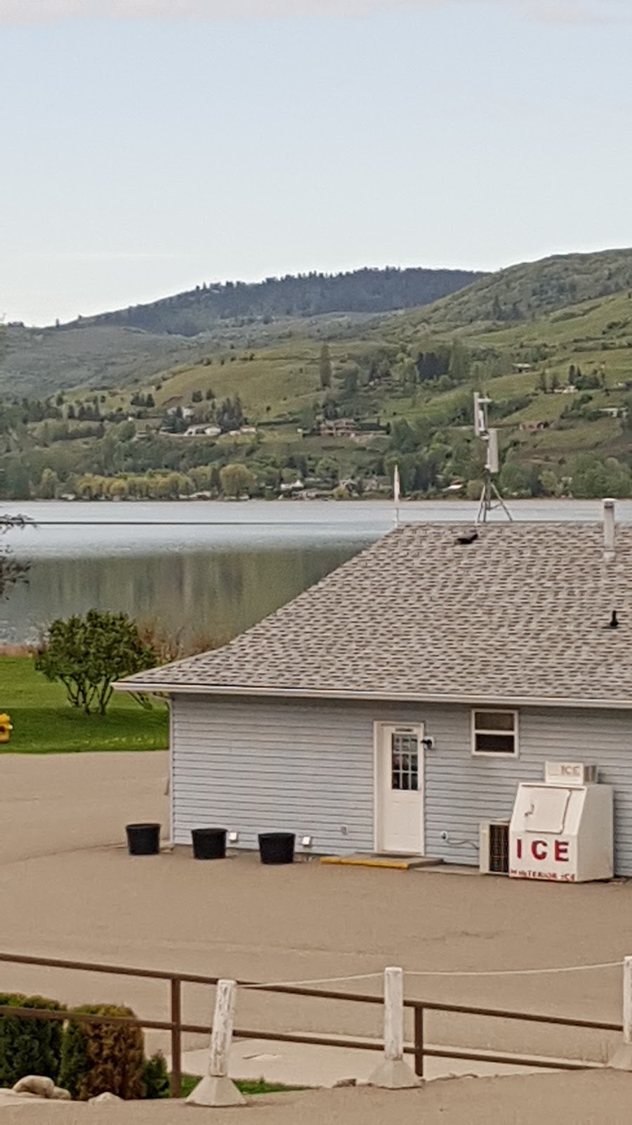 Swan Lake RV Resort 8000 Highland Rd, Vernon, BC V1B 3W5, Canada