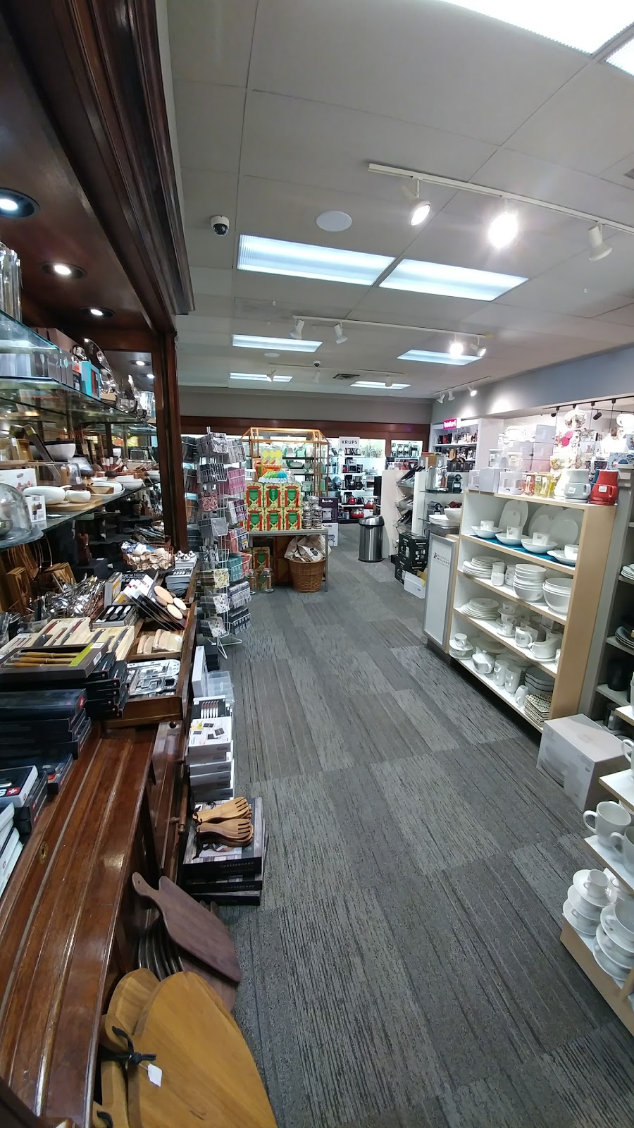 Bradshaws | 129 Ontario St, Stratford, ON N5A 3H1, Canada | Phone: (519) 271-6283